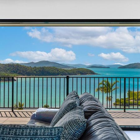 Panorama At Shute Harbour Villa Exterior photo