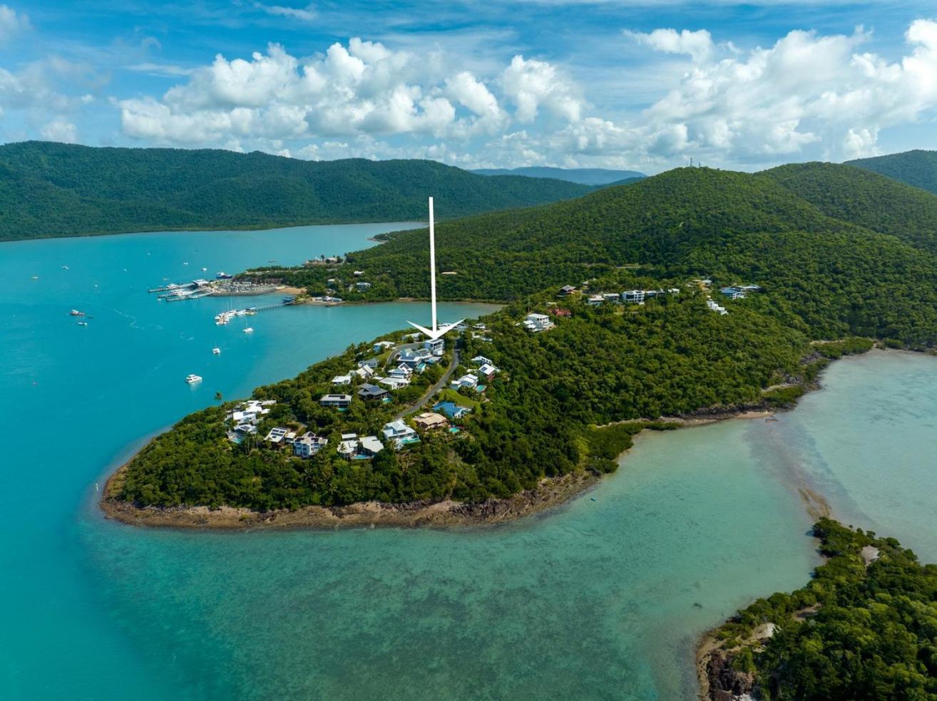 Panorama At Shute Harbour Villa Exterior photo